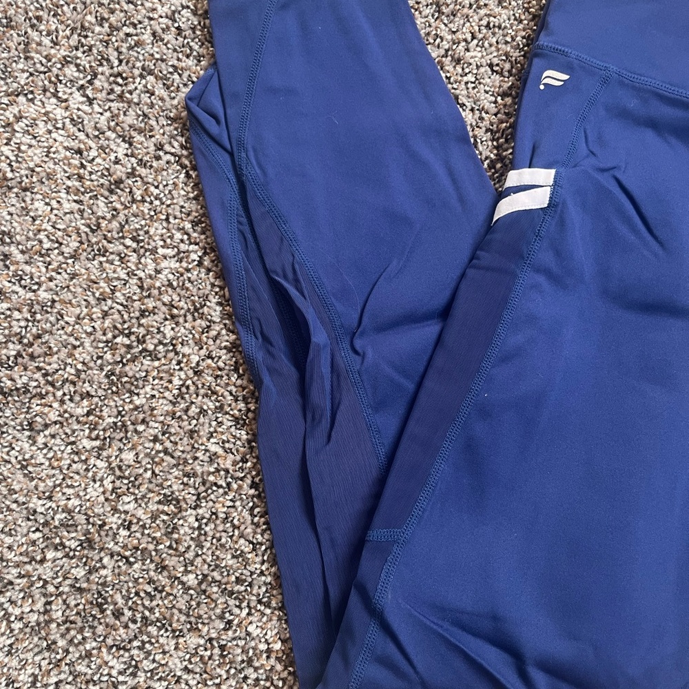 Fabletics Women’s Blue high waisted 7/8 athletic leggings - Picture 2 of 8